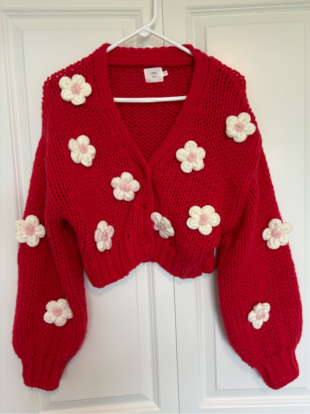 Luna & Ivy Chunky Floral Cardigan - Size Small